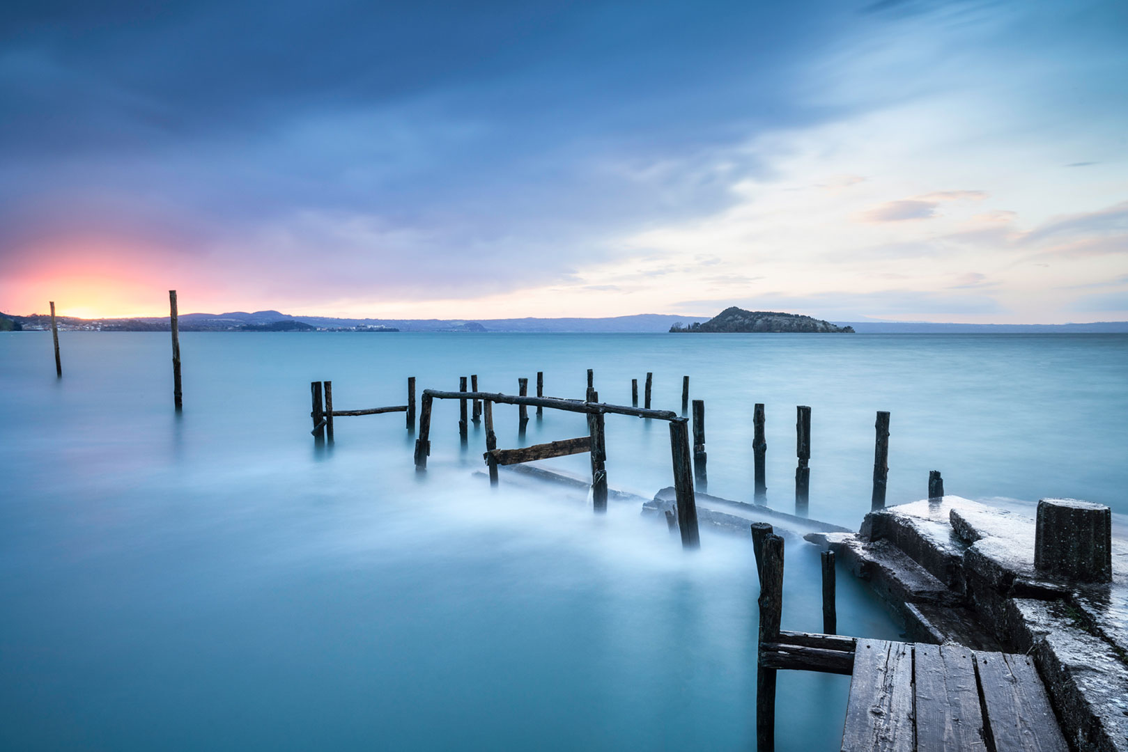 Tramonto-pontile-faro-b